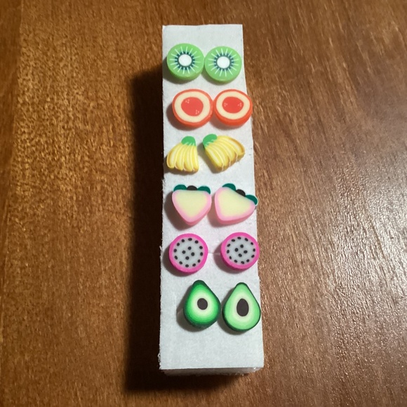 Polymer Clay Sliced Fruit/Fruit Stud Earrings Bundle New  6 pairs - Picture 2 of 8